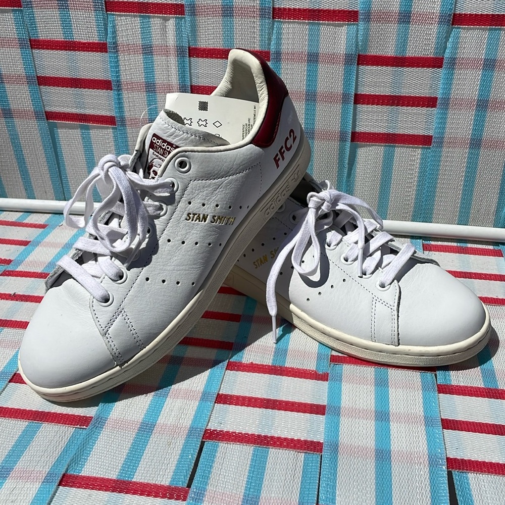 NWT Custom Stan Smiths